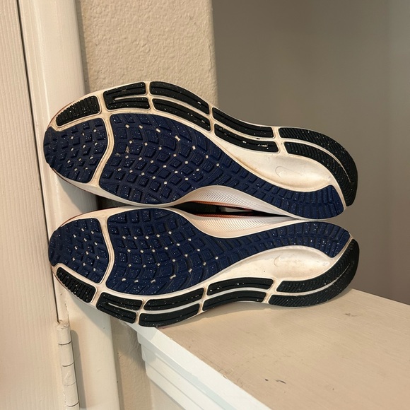 Nike Air Zoom Pegasus 38 Burnt Sunrise Black Running Shoes Women's Size 8 Tiger - Picture 6 of 9